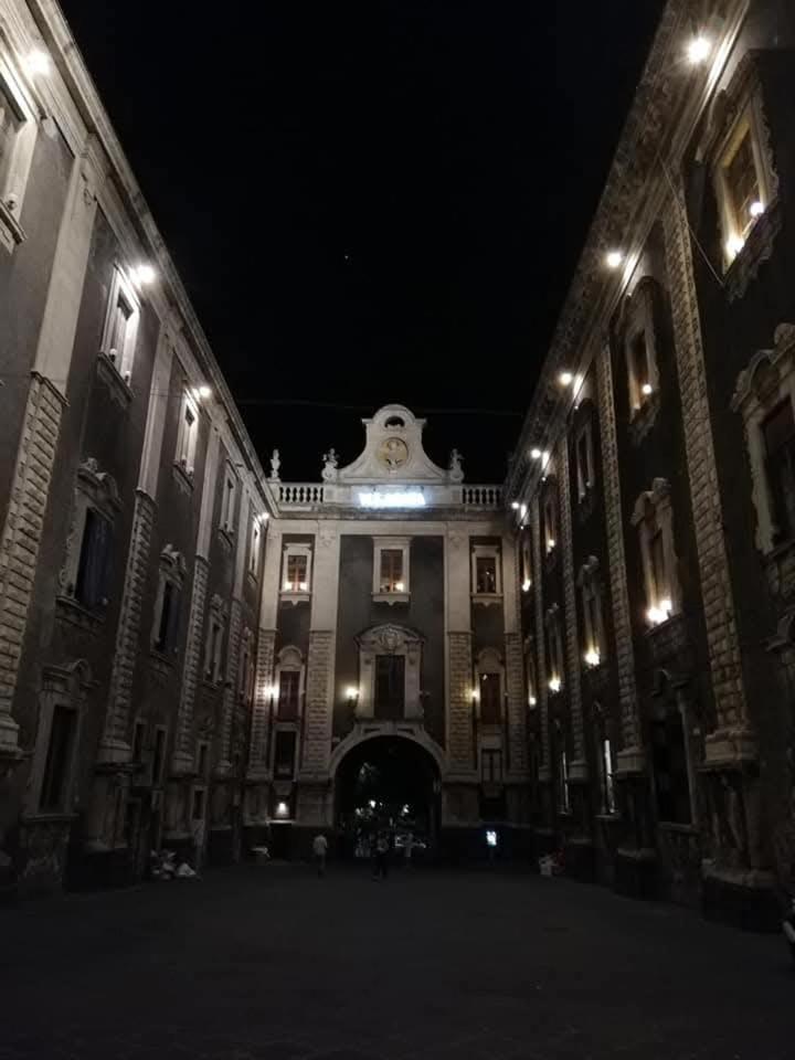 Nicuzzaduci Aeroporto di Catania Fontana Rossa